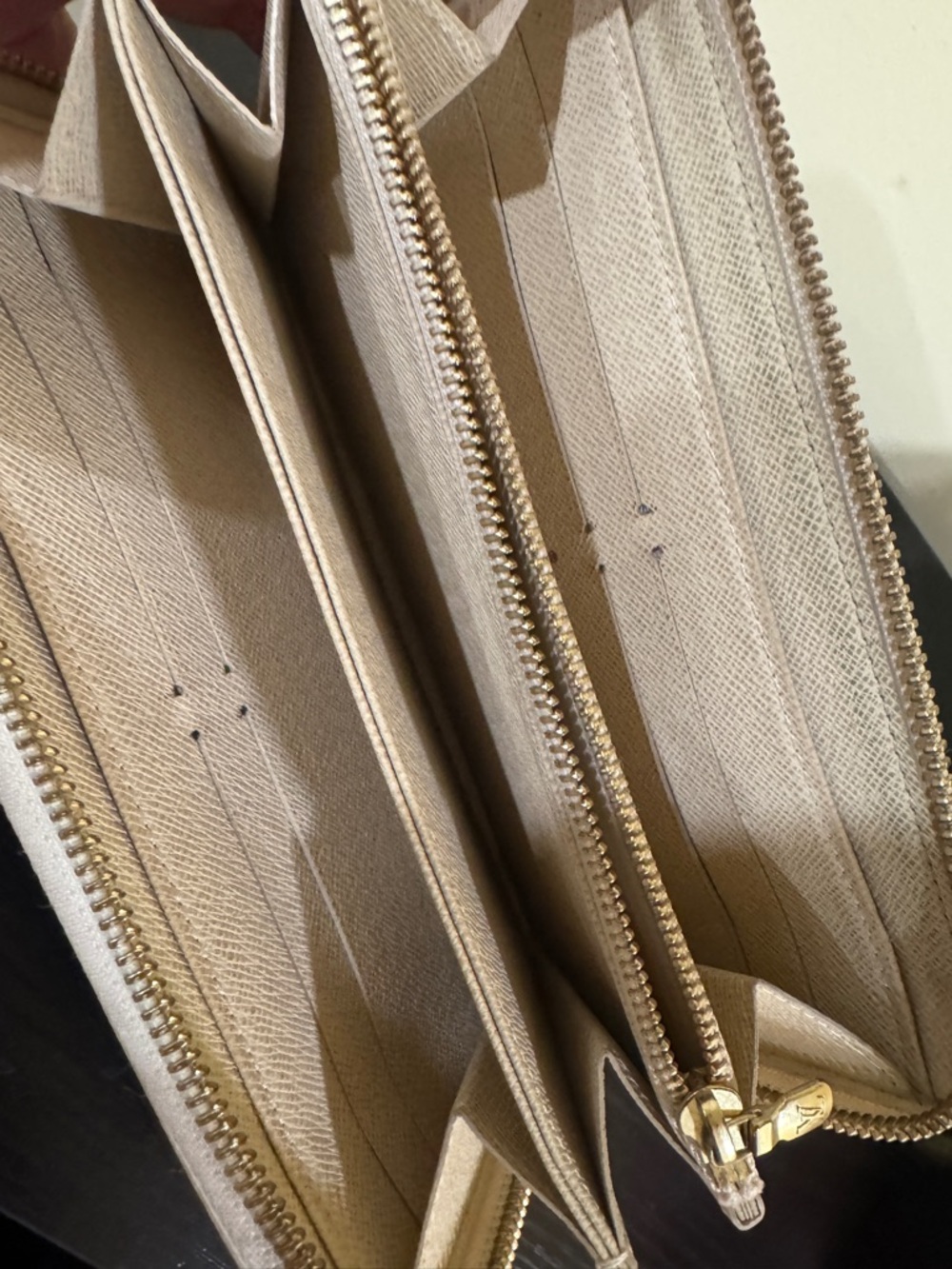 Louis Vuitton Zip Around Wallet - Picture 10 of 16